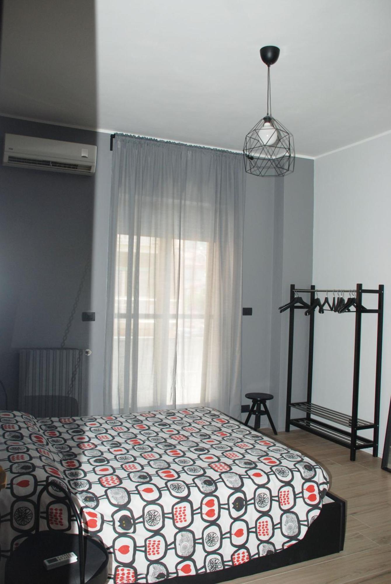 Duo Apartment ซาแลร์โน ภายนอก รูปภาพ